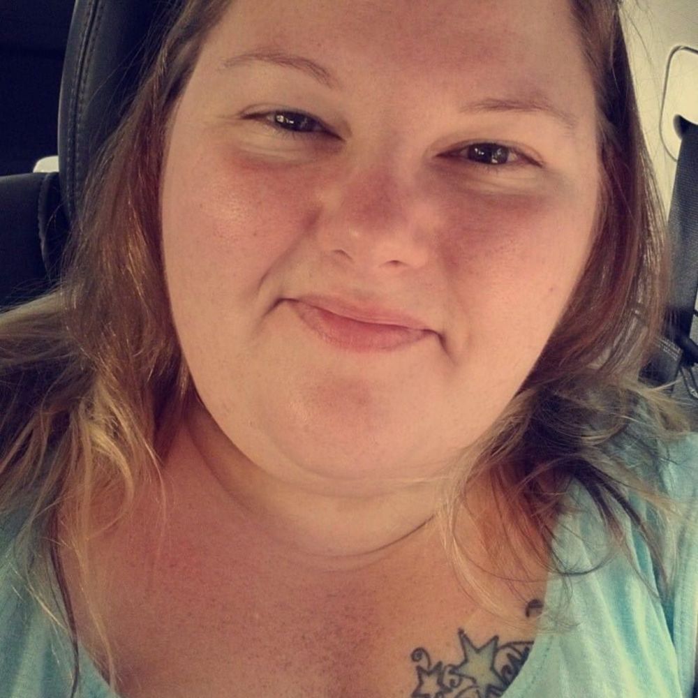 Meet your Posher, Holly